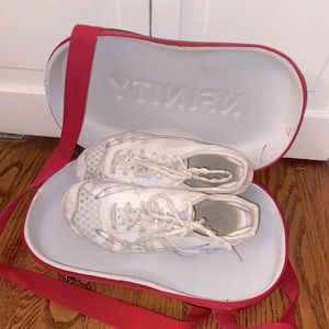 COPY - white, cheering tumble